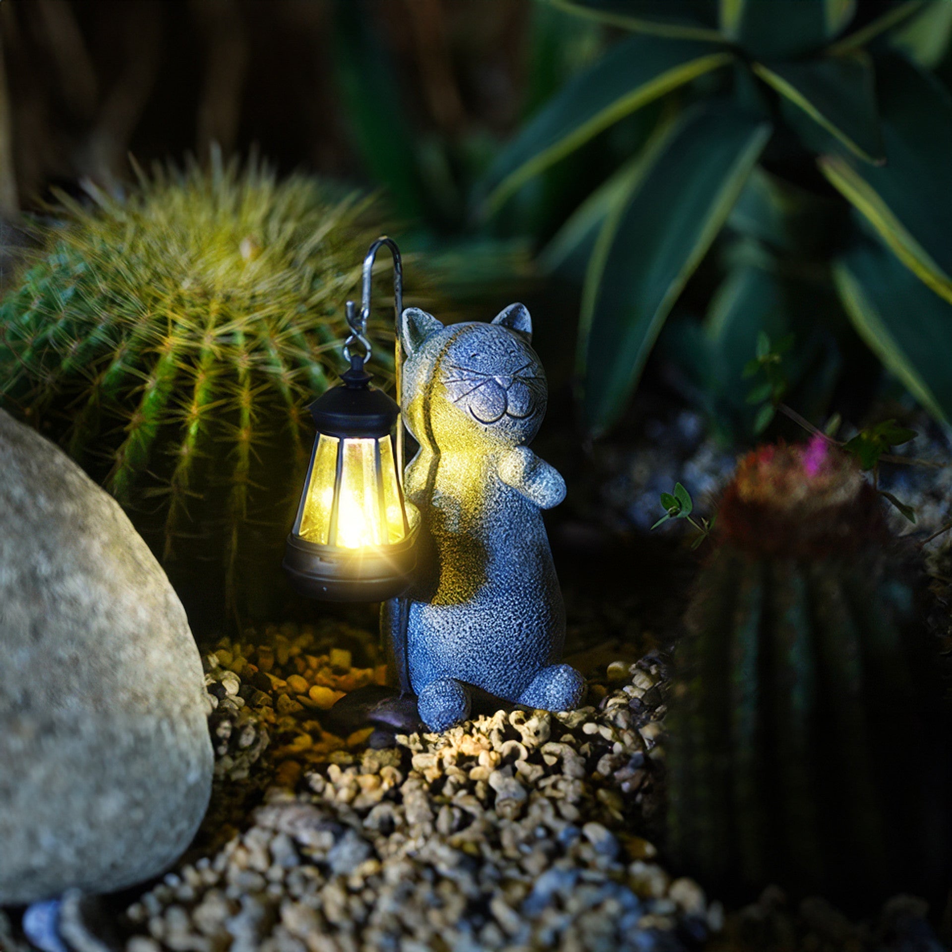 Glowing Cat Outdoor Lamp