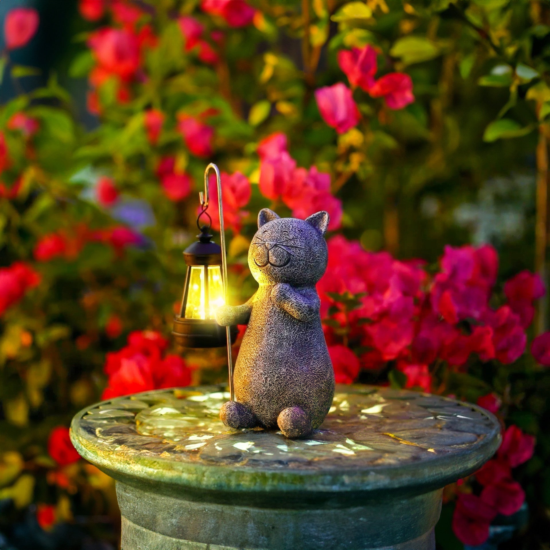 Glowing Cat Outdoor Lamp